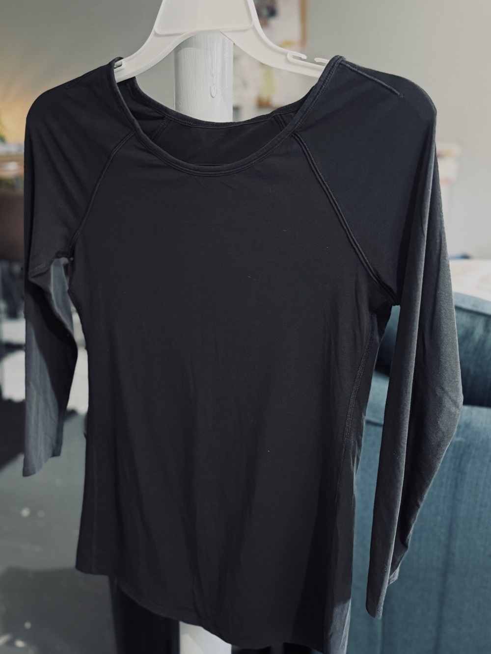 Lululemon Black Long 3/4 L length Sleeve Athletic Top
